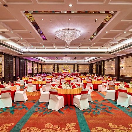 Mayfair Convention Bhubaneswar Extérieur photo