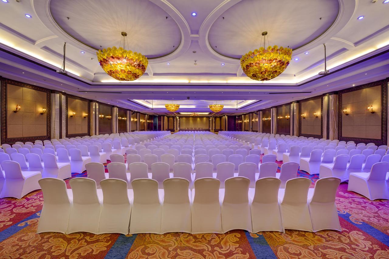 Mayfair Convention Bhubaneswar Extérieur photo