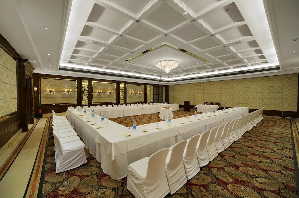 Mayfair Convention Bhubaneswar Extérieur photo